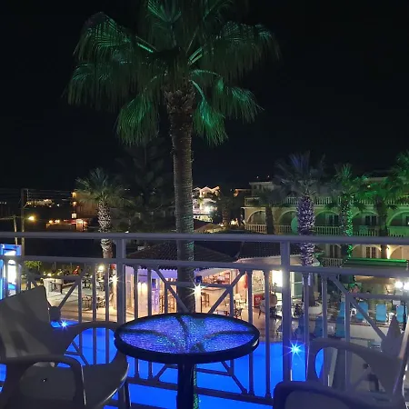 Apart-hotel Vivian