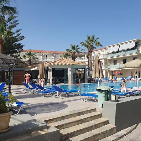 Apart-hotel Vivian 2*